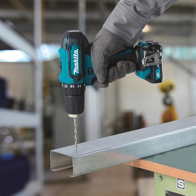 Trapano Avvitatore Ricaricabile 48V – Kit Professionale con 2 Batterie + 45 Accessori | Potenza e Affidabilità